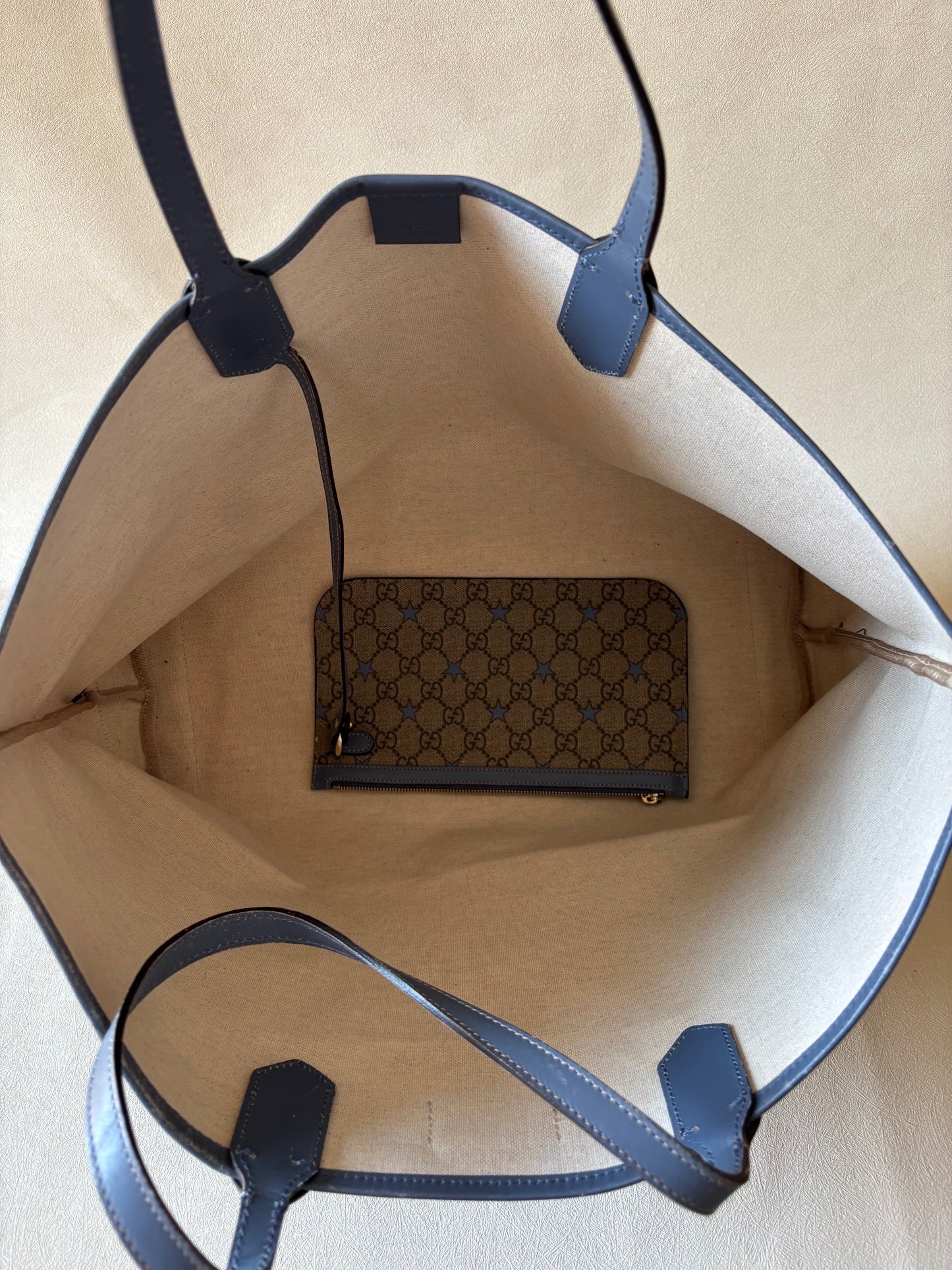 GUCCI Sac cabas monogramme
