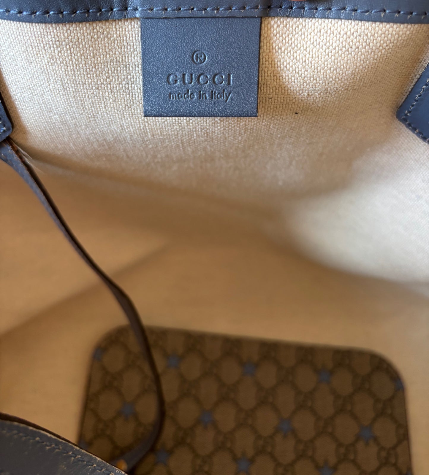 GUCCI Sac cabas monogramme