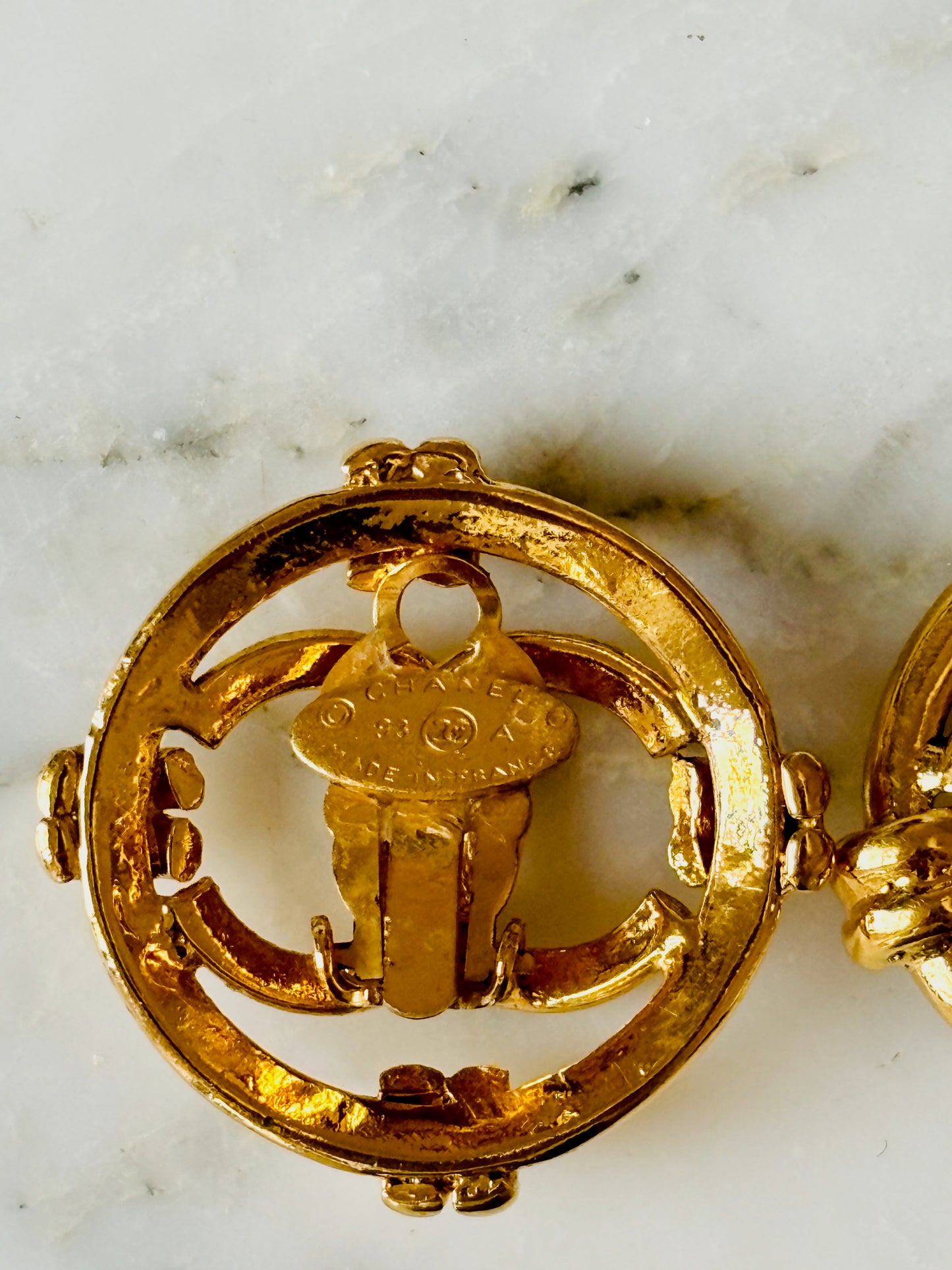 CHANEL Boucles d'oreilles