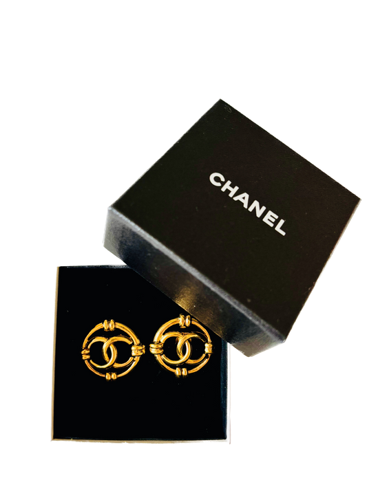 CHANEL Boucles d'oreilles
