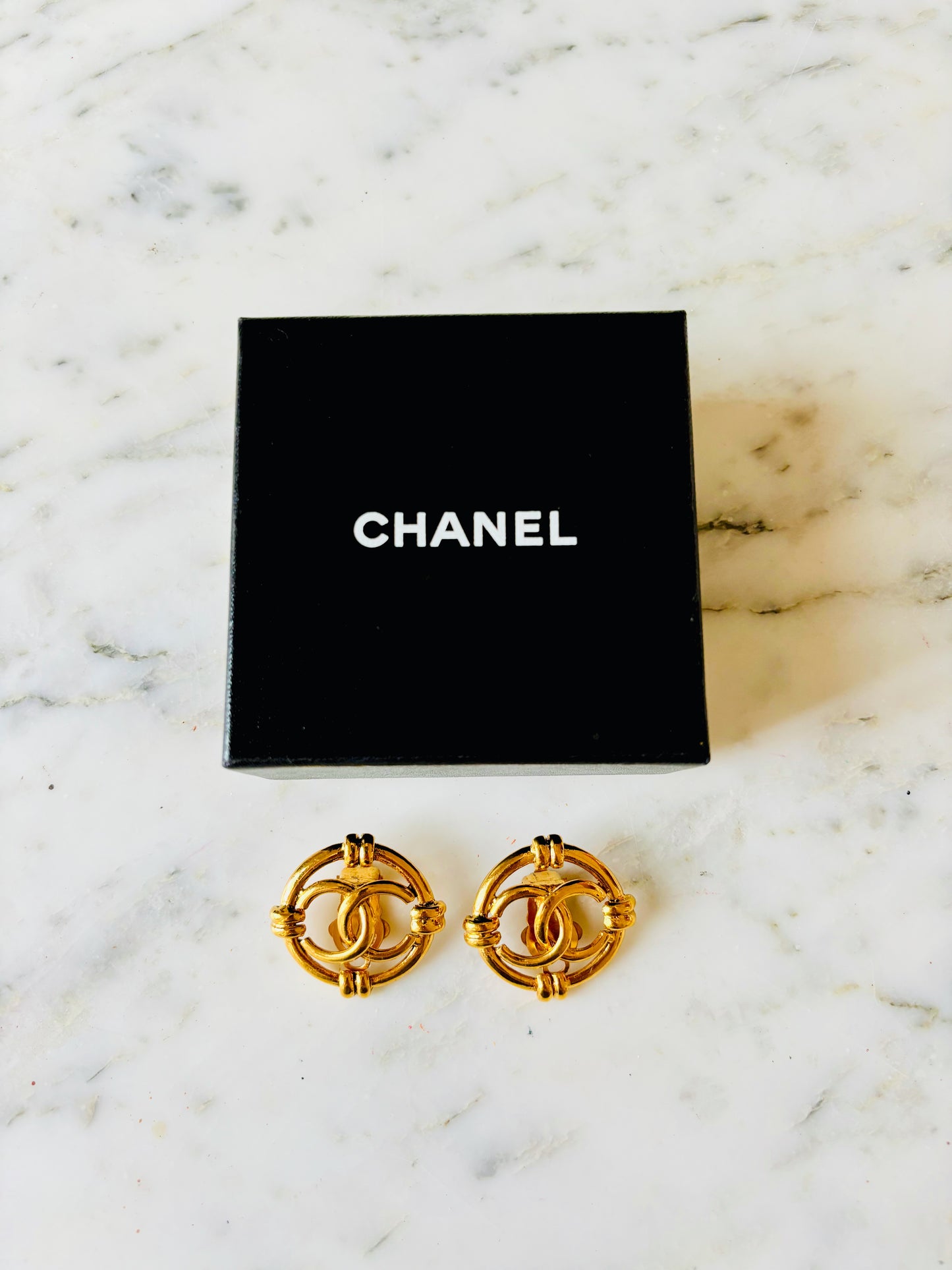 CHANEL Boucles d'oreilles