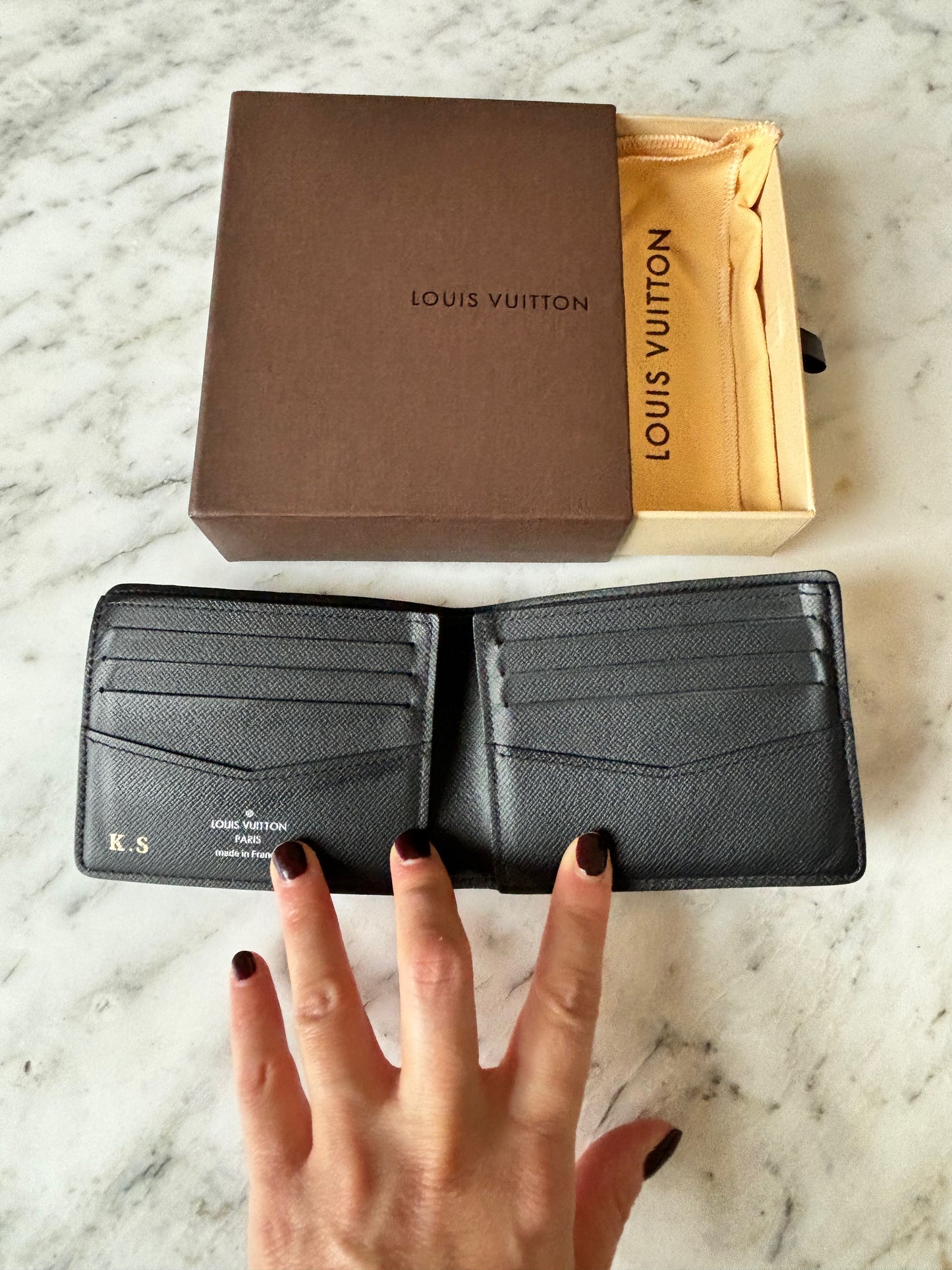 LOUIS VUITTON Porte-cartes multiple