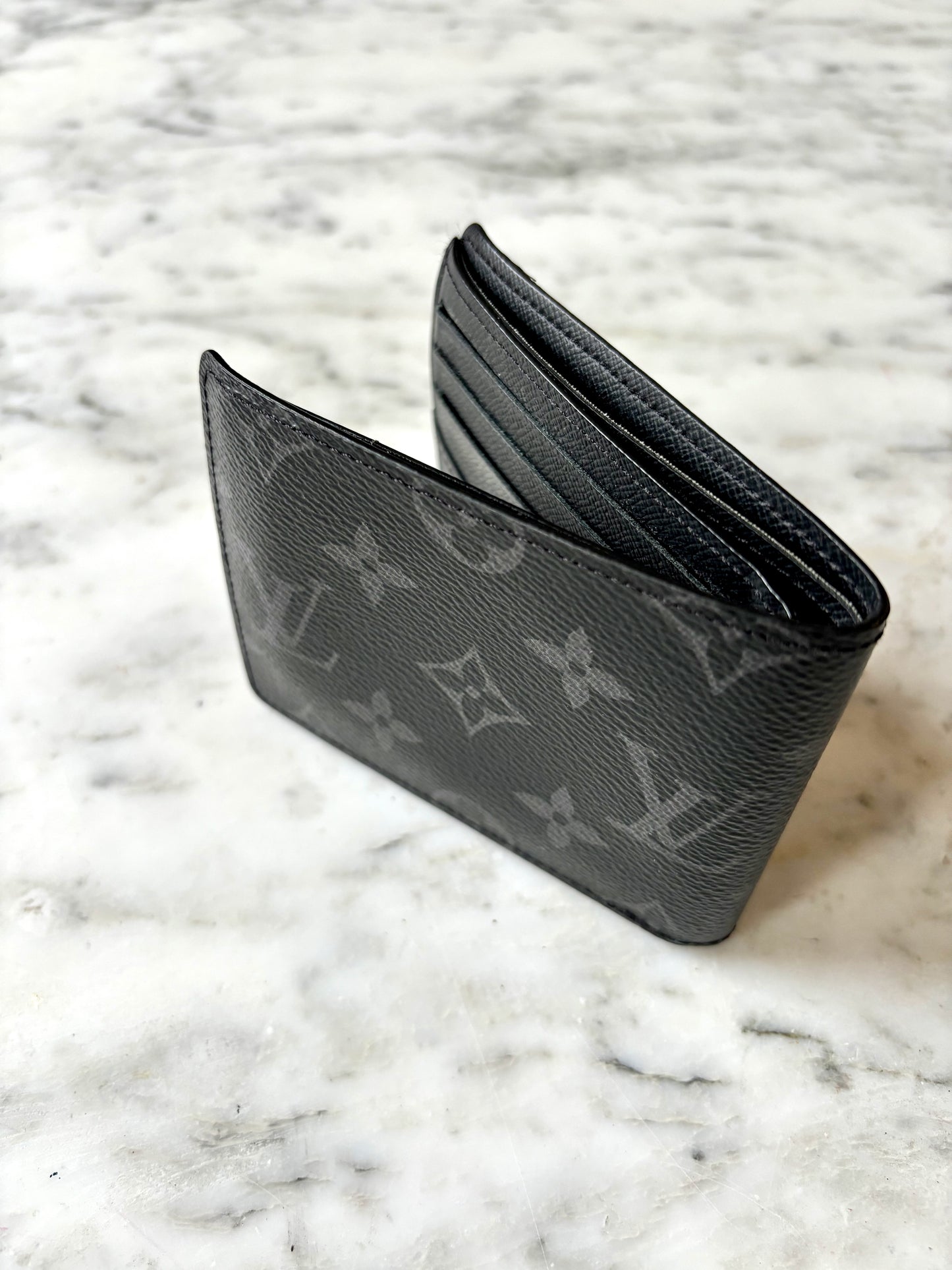 LOUIS VUITTON Porte-cartes multiple