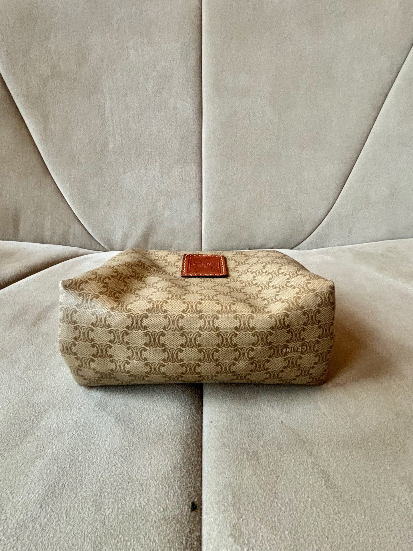 CÉLINE Pochette Triomphe