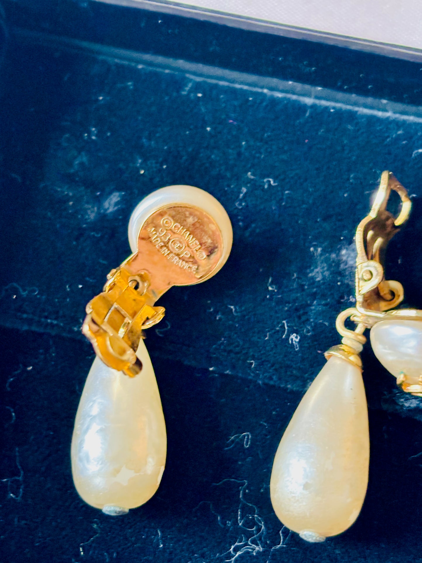 CHANEL Boucles d'oreilles