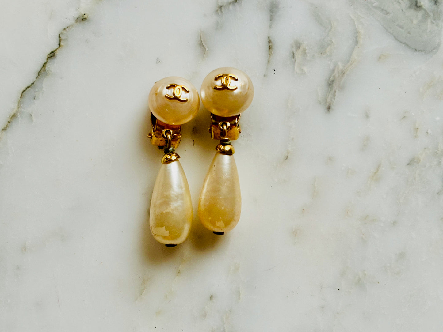 CHANEL Boucles d'oreilles