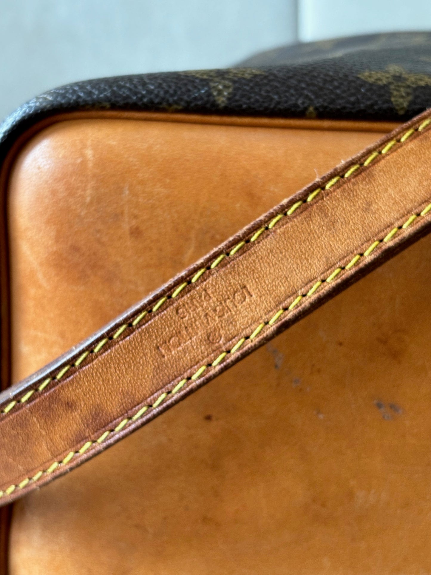 LOUIS VUITTON Sac Petit Noé