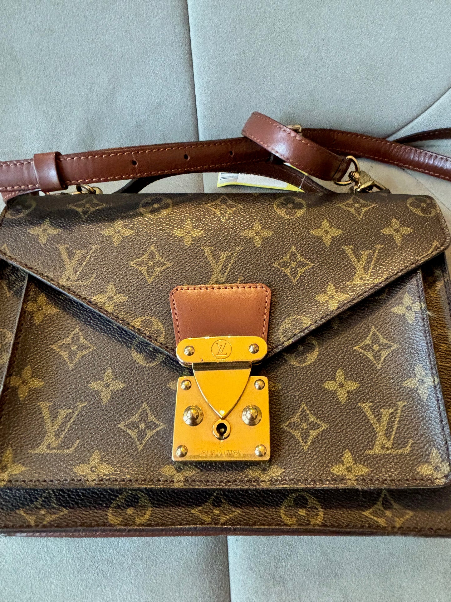 LOUIS VUITTON Sac Monceau