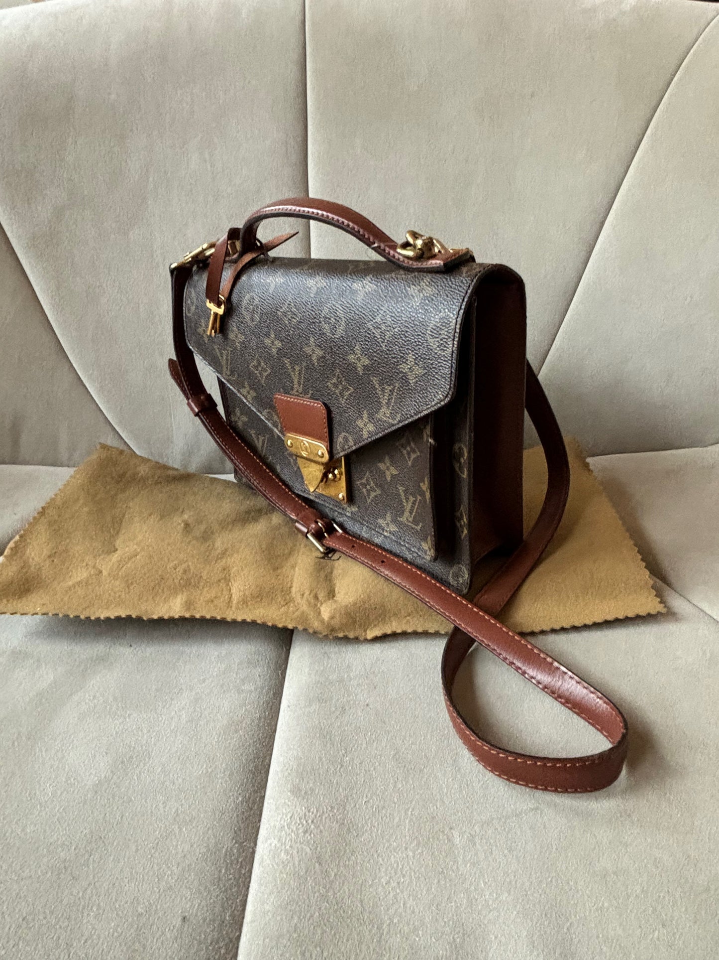 LOUIS VUITTON Sac Monceau
