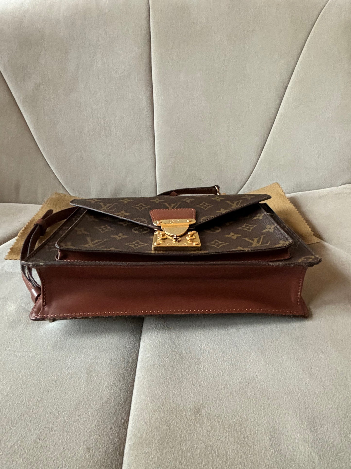 LOUIS VUITTON Sac Monceau