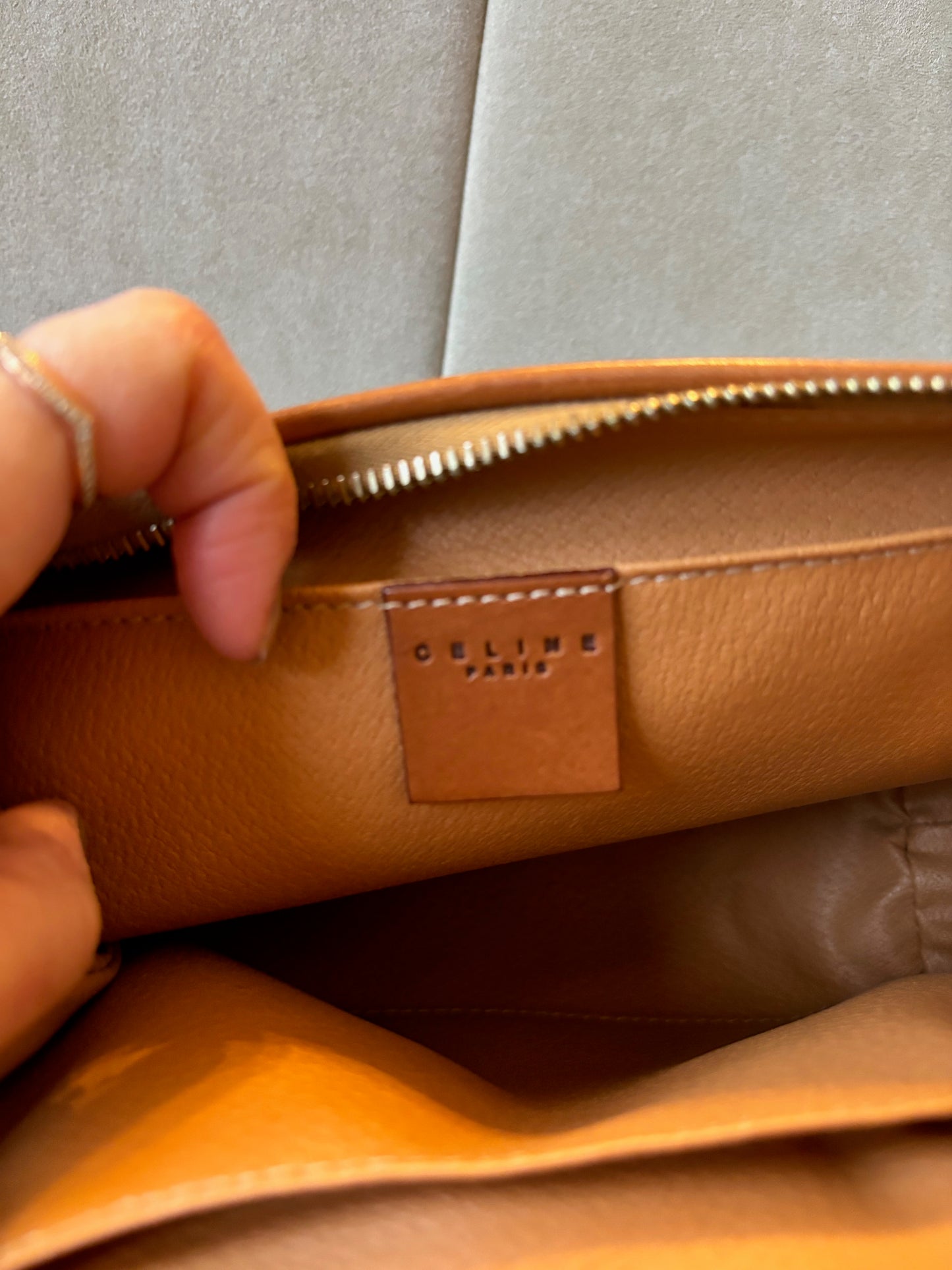 CÉLINE Pochette Triomphe