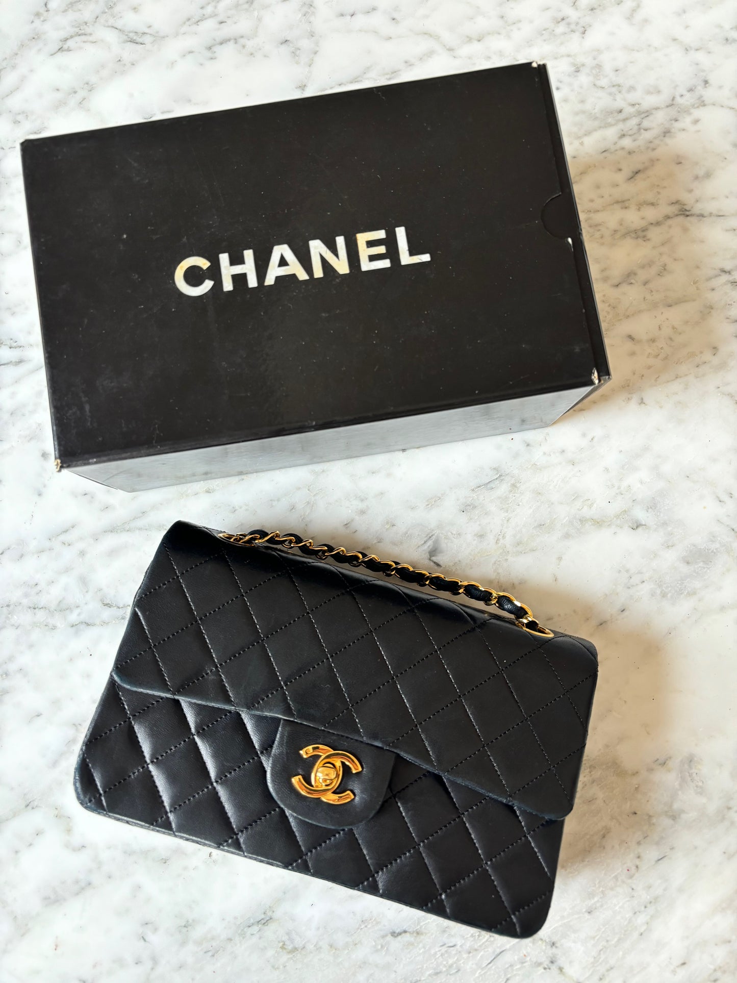 CHANEL Sac Timeless Classic 23