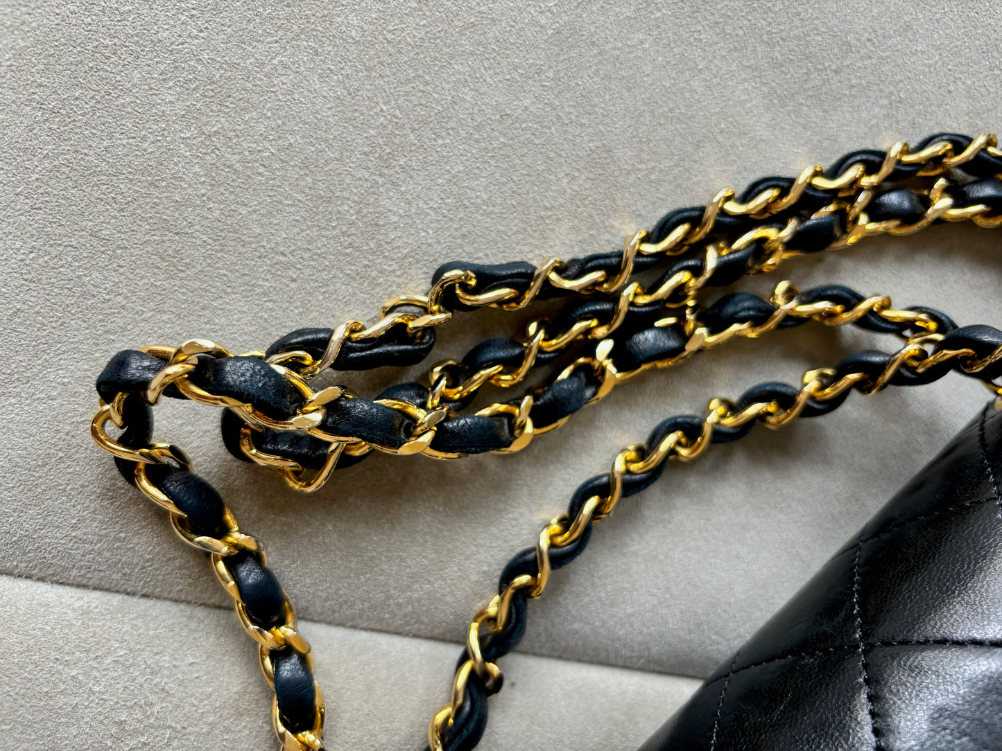 CHANEL Sac Timeless Classic 23