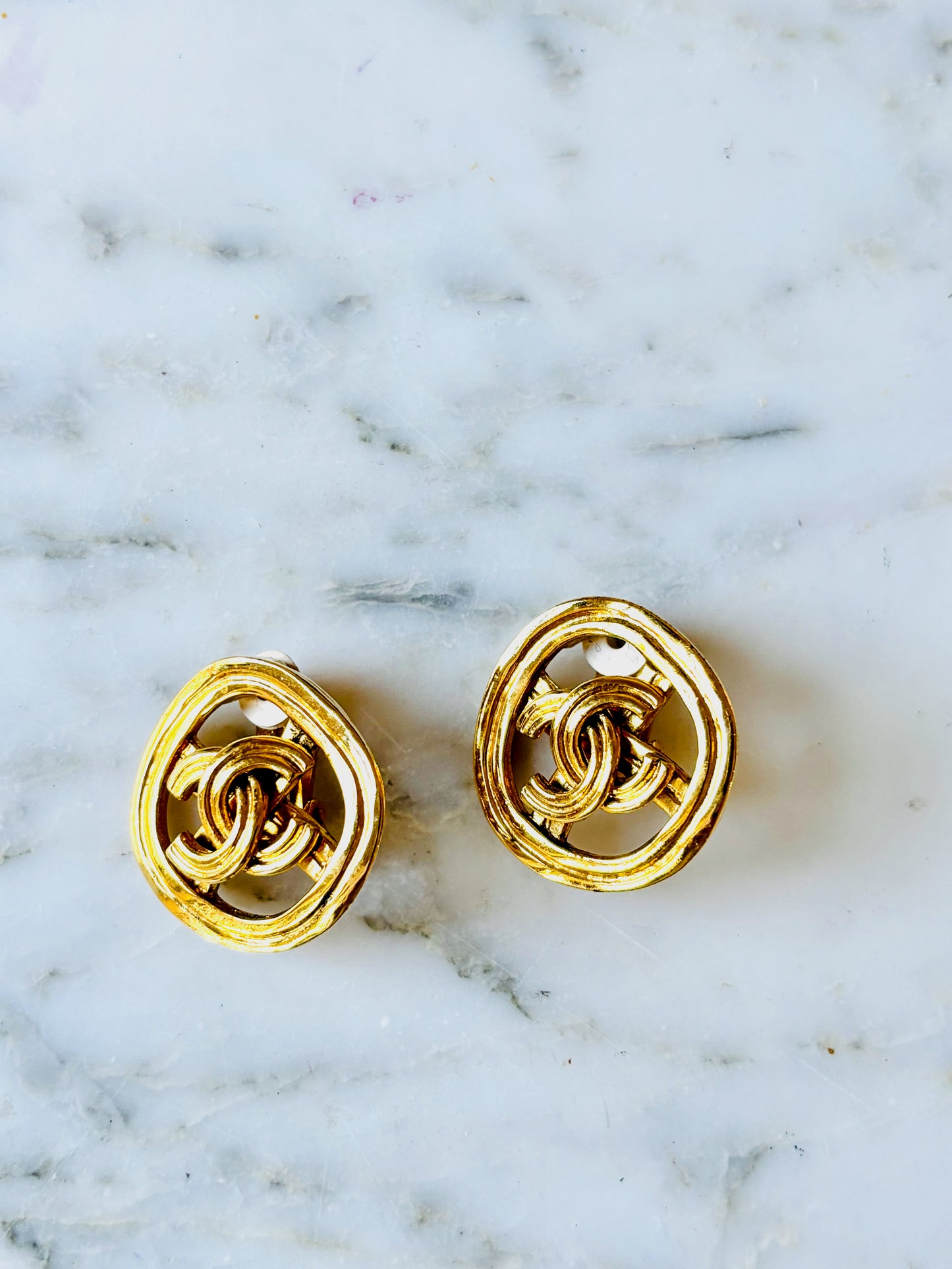 CHANEL Boucles d'oreilles