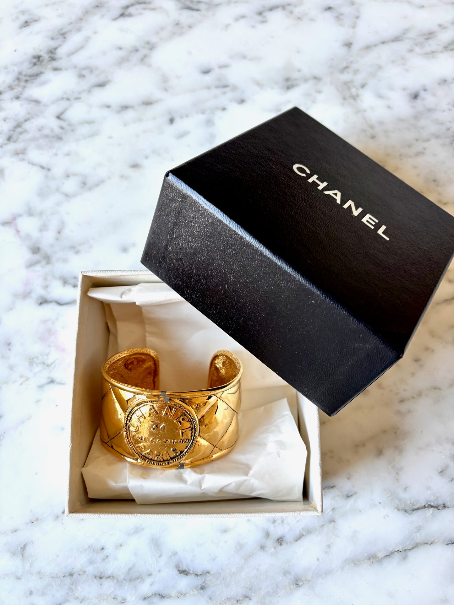 CHANEL Bracelet Manchette