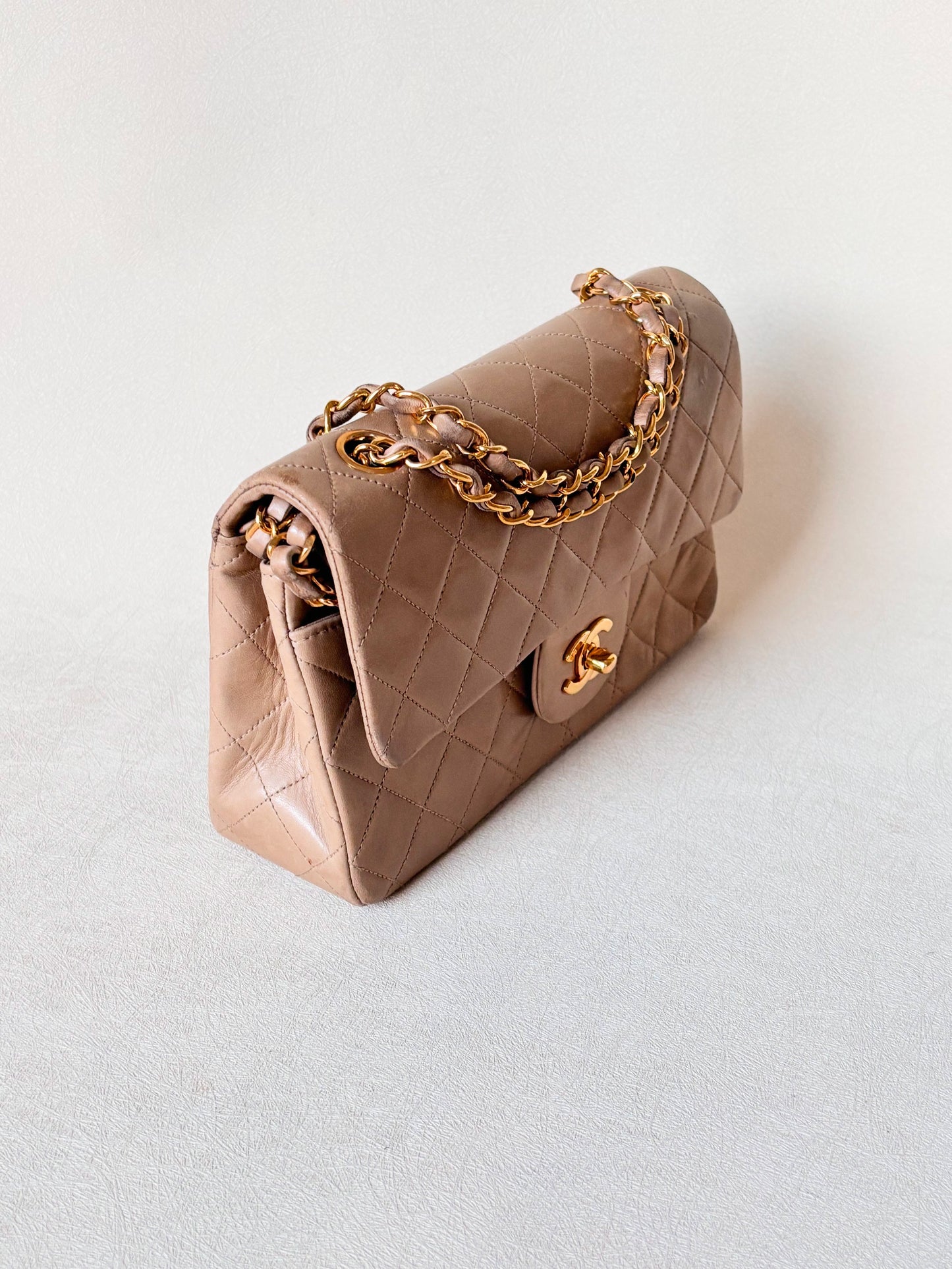 CHANEL Sac Timeless Classic 23
