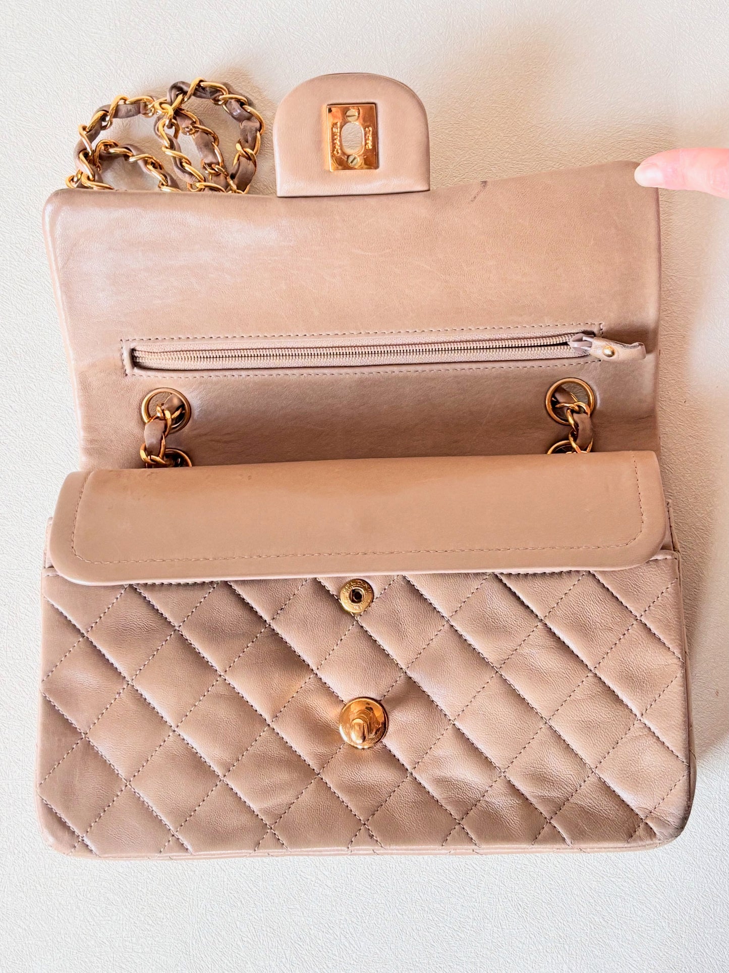 CHANEL Sac Timeless Classic 23