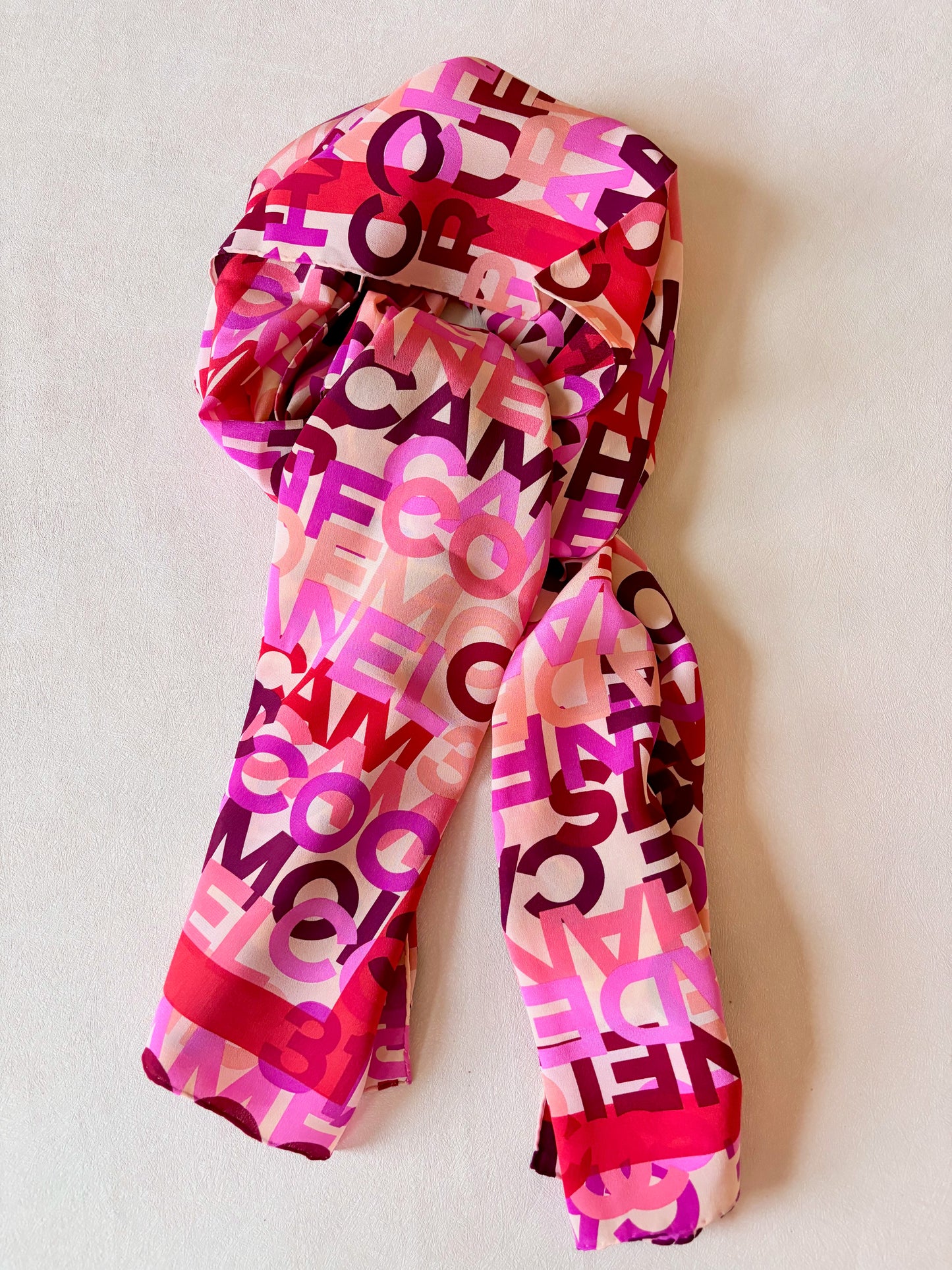 CHANEL Foulard en soie