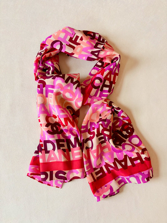 CHANEL Foulard en soie