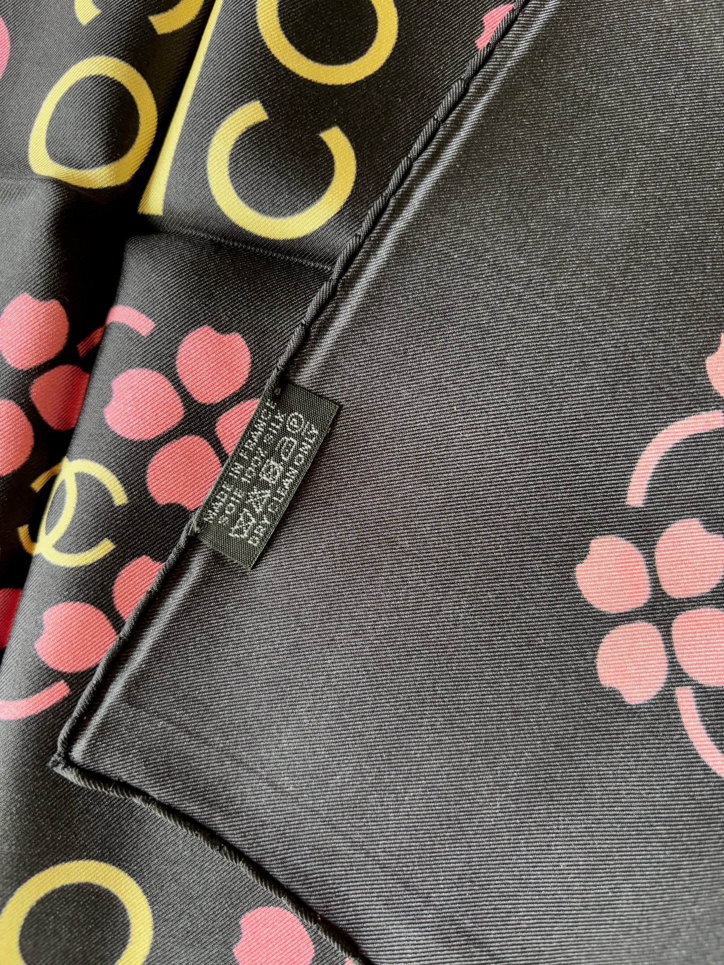CHANEL Foulard en soie