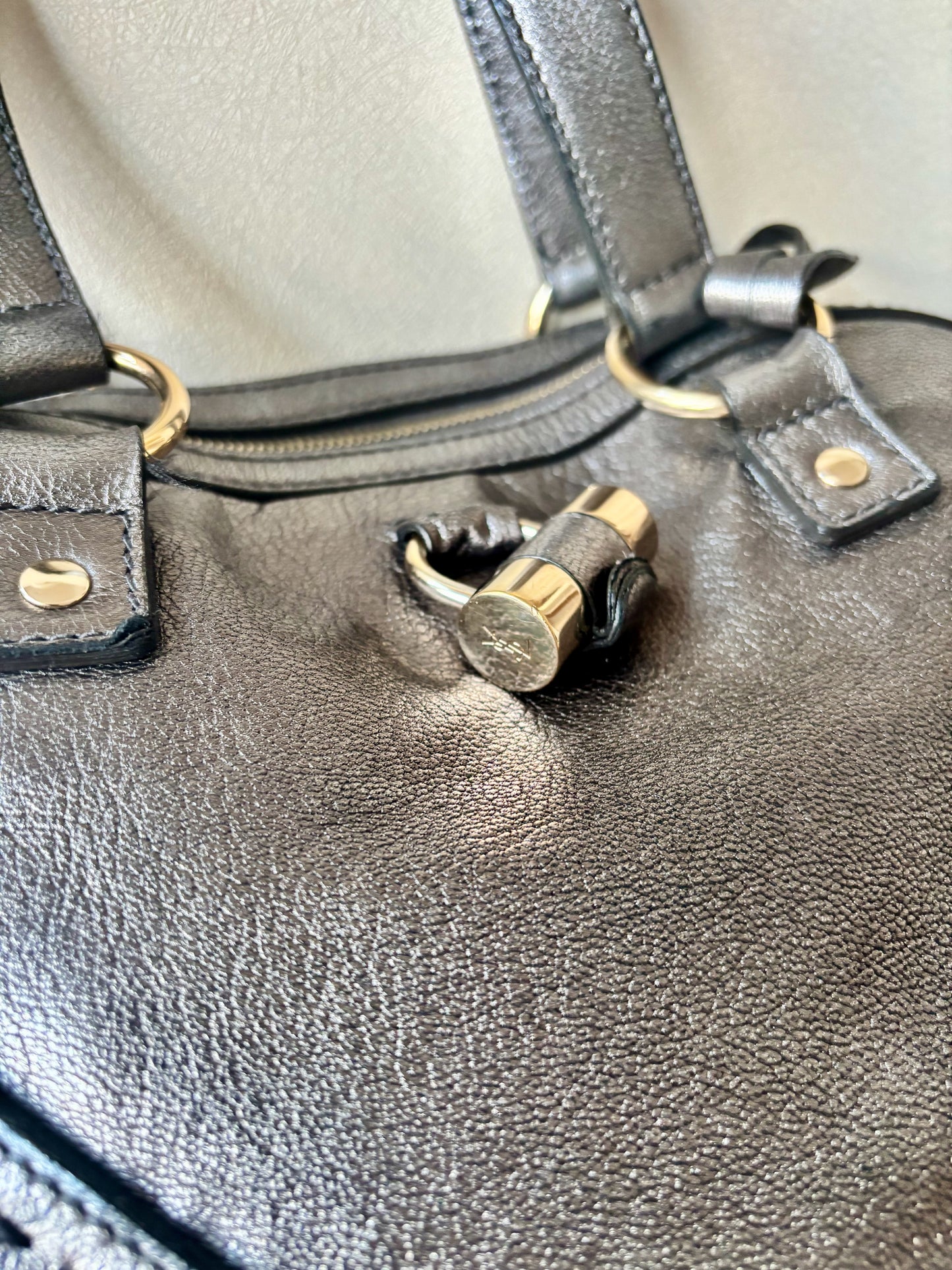 YVES SAINT LAURENT Sac Muse