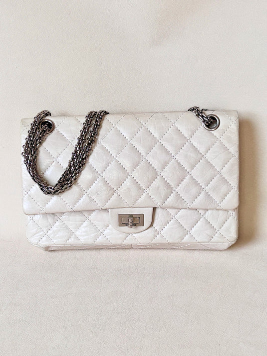 CHANEL Sac 2.55