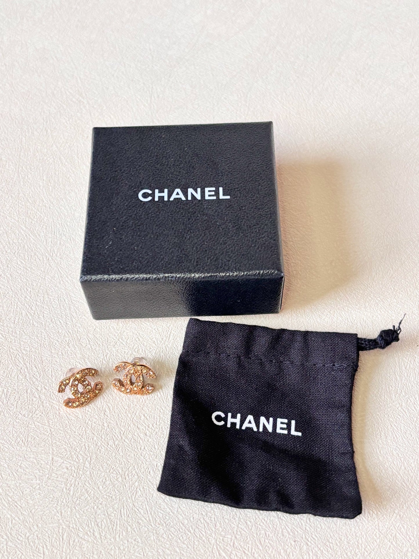 CHANEL Boucles d'oreilles