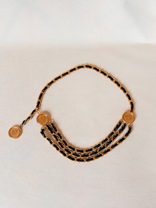 CHANEL Ceinture triple chaîne