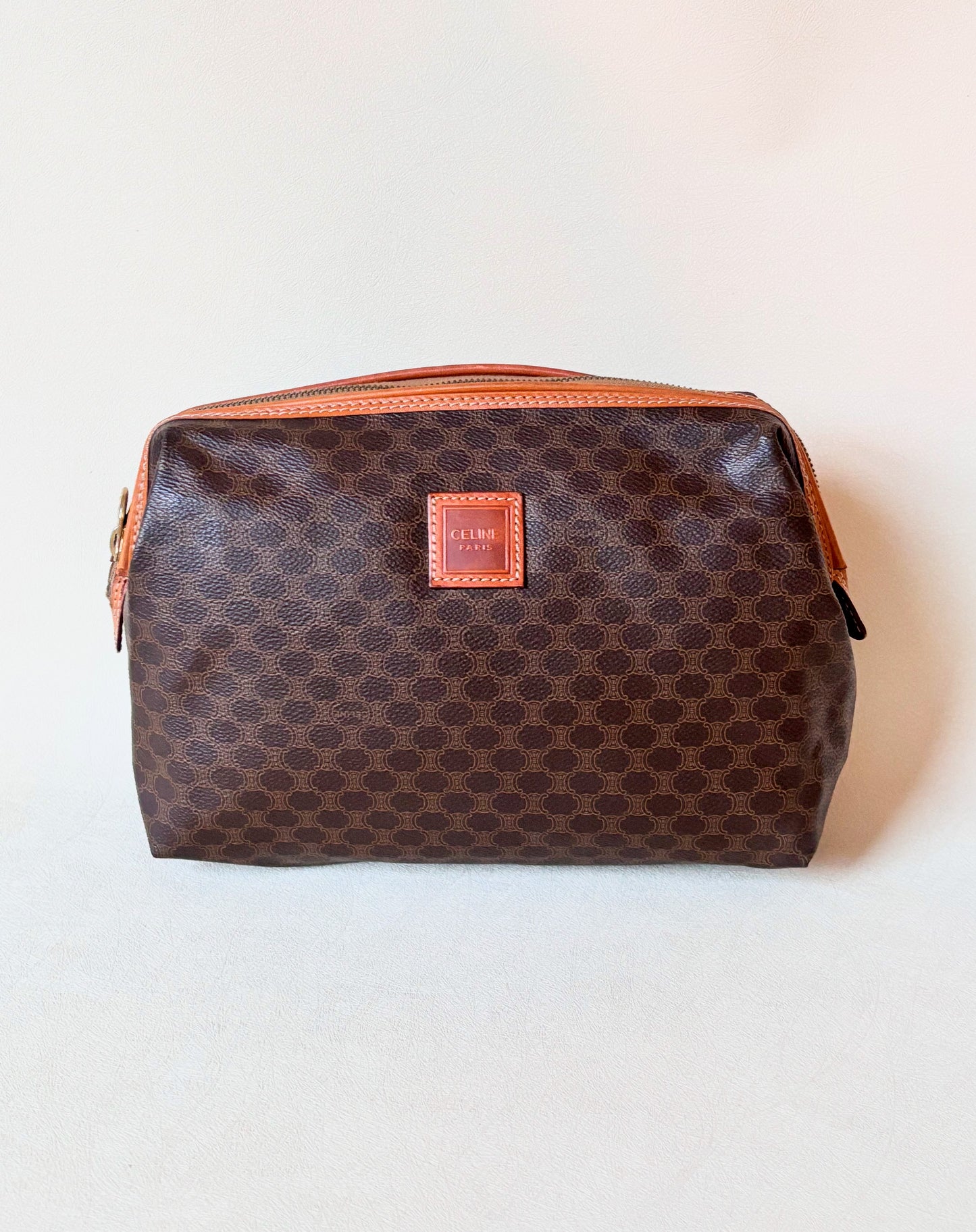 CÉLINE Pochette Triomphe