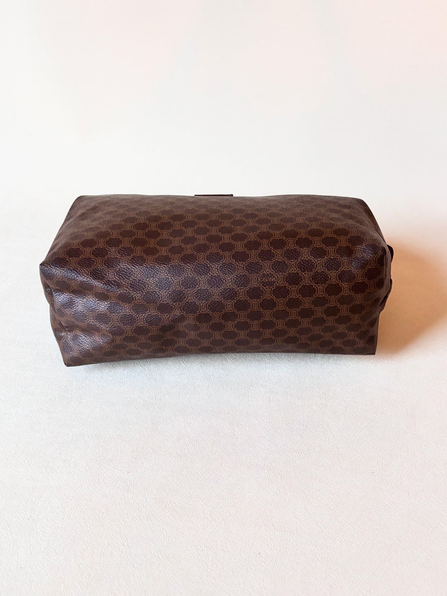 CÉLINE Pochette Triomphe