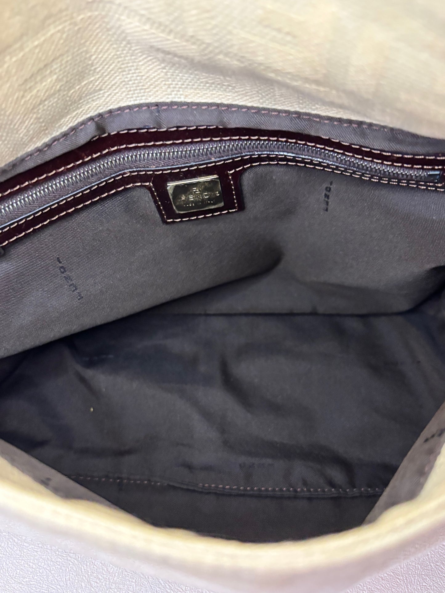 FENDI Sac Mamma Baguette