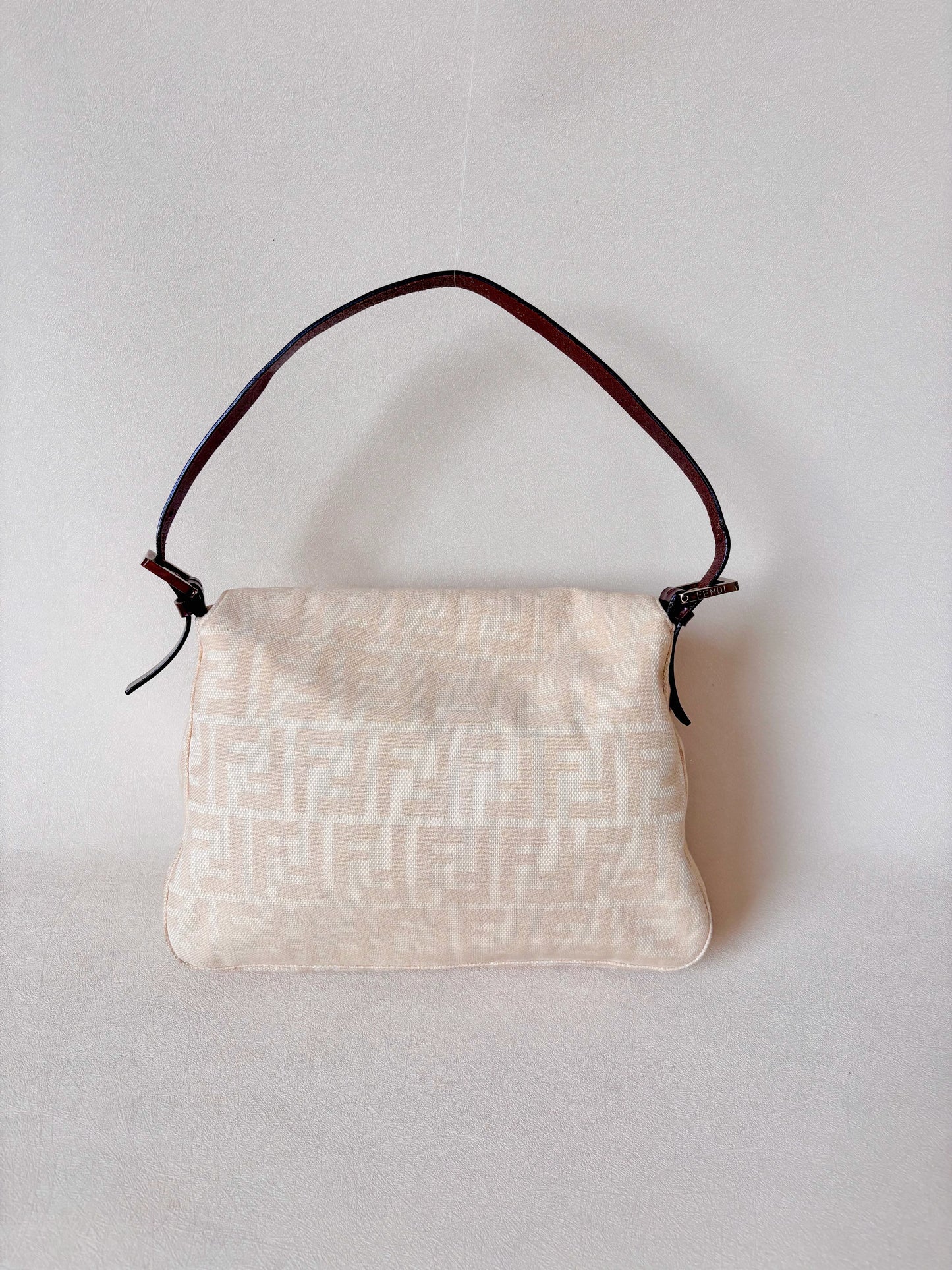 FENDI Sac Mamma Baguette