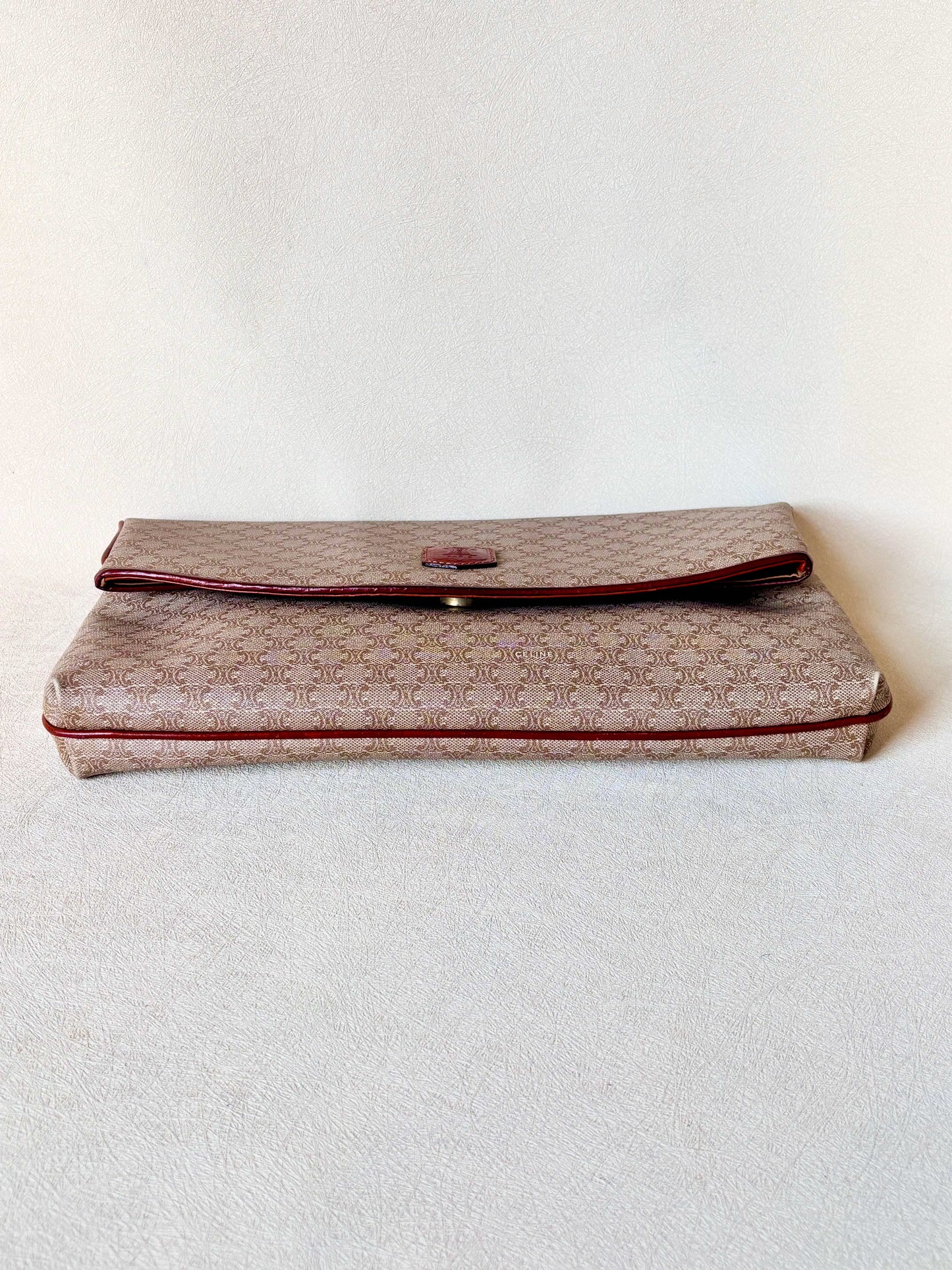 CÉLINE Pochette Triomphe