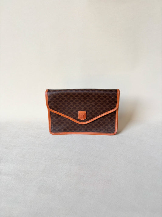 CÉLINE Pochette Triomphe