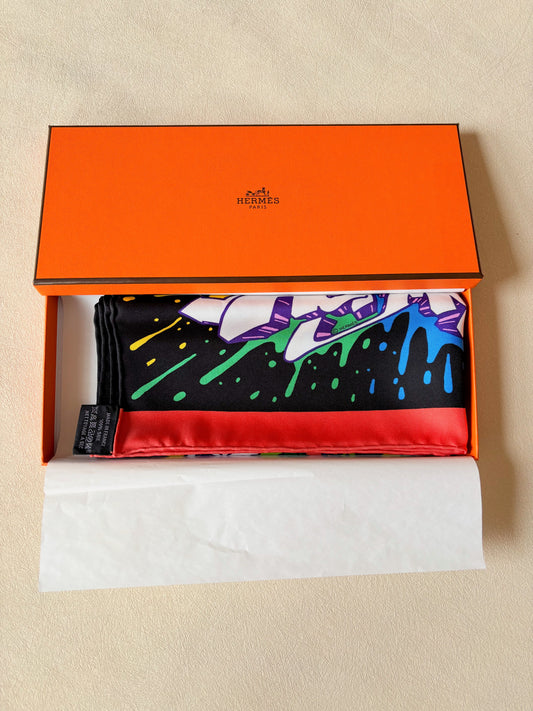 HERMÈS Petit carré Graffiti