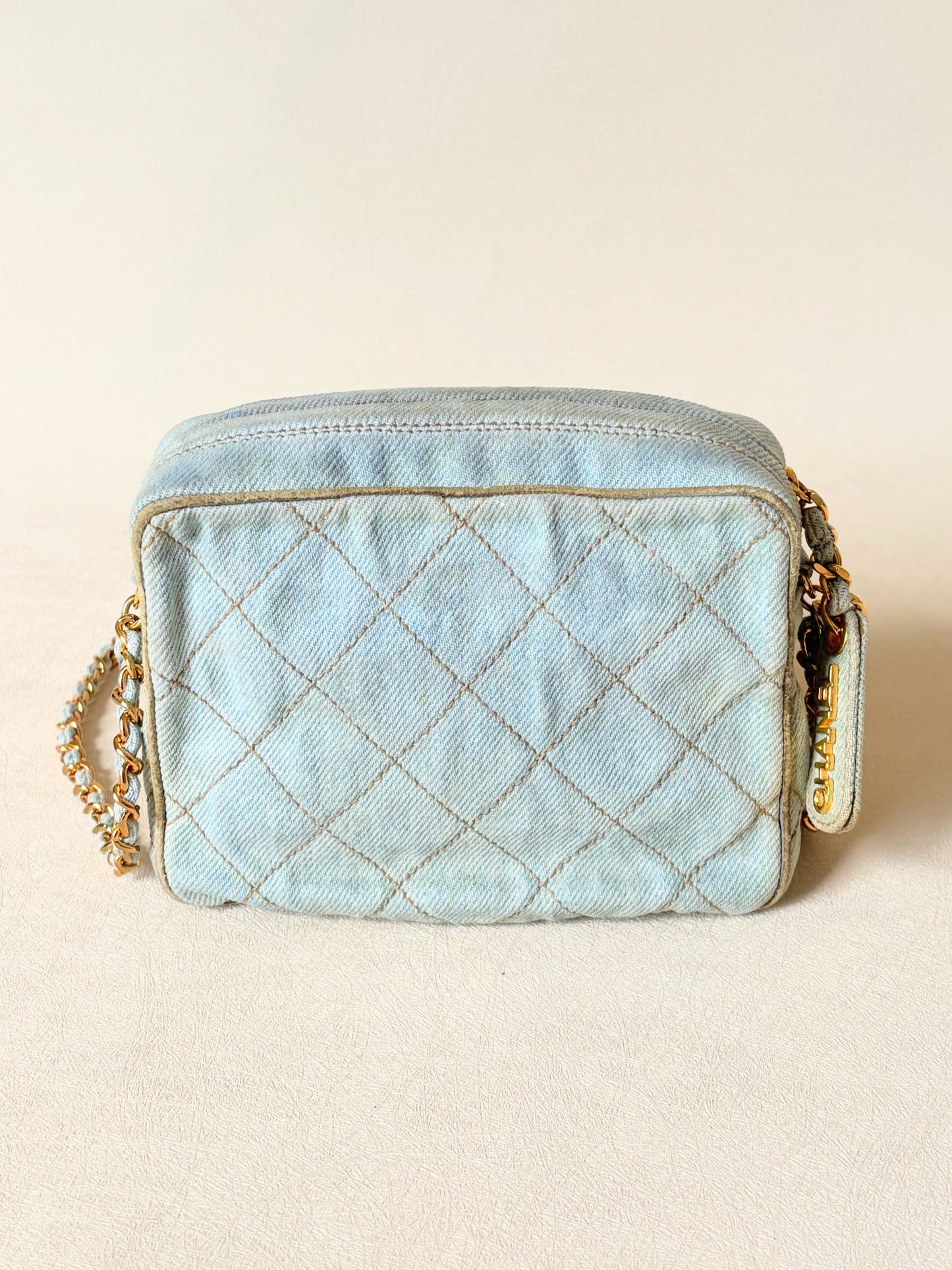 CHANEL Sac Camera Denim