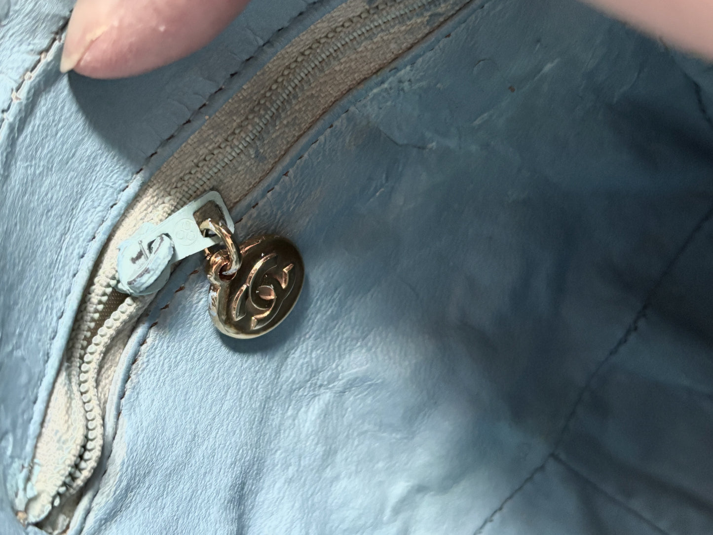 CHANEL Sac Camera Denim