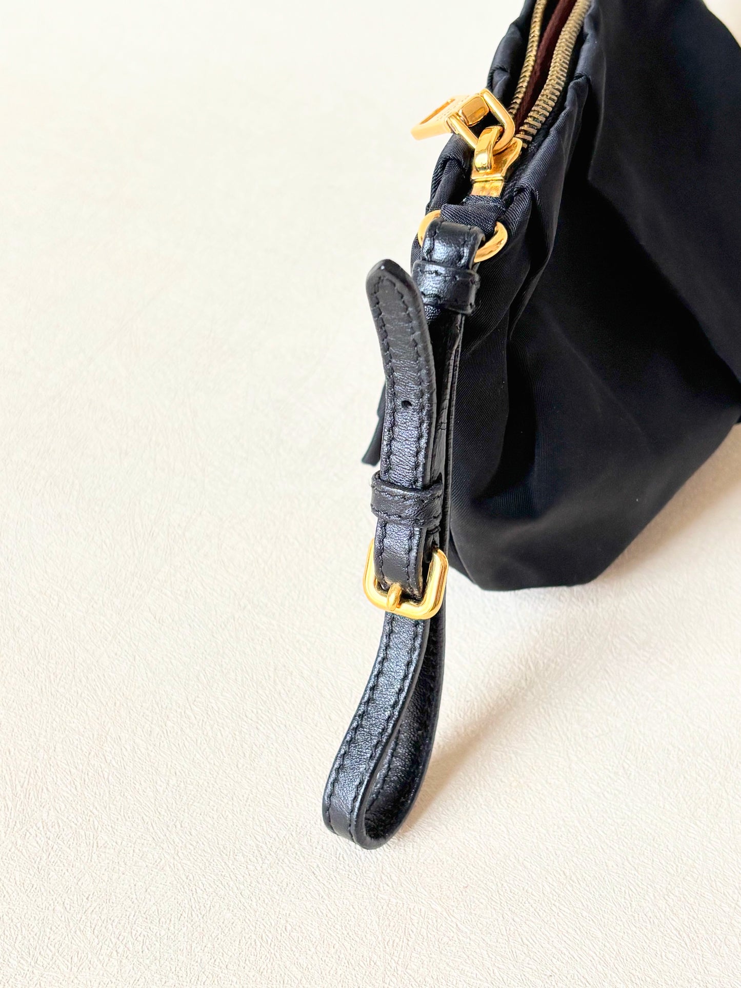 PRADA Pochette Noeud Nylon