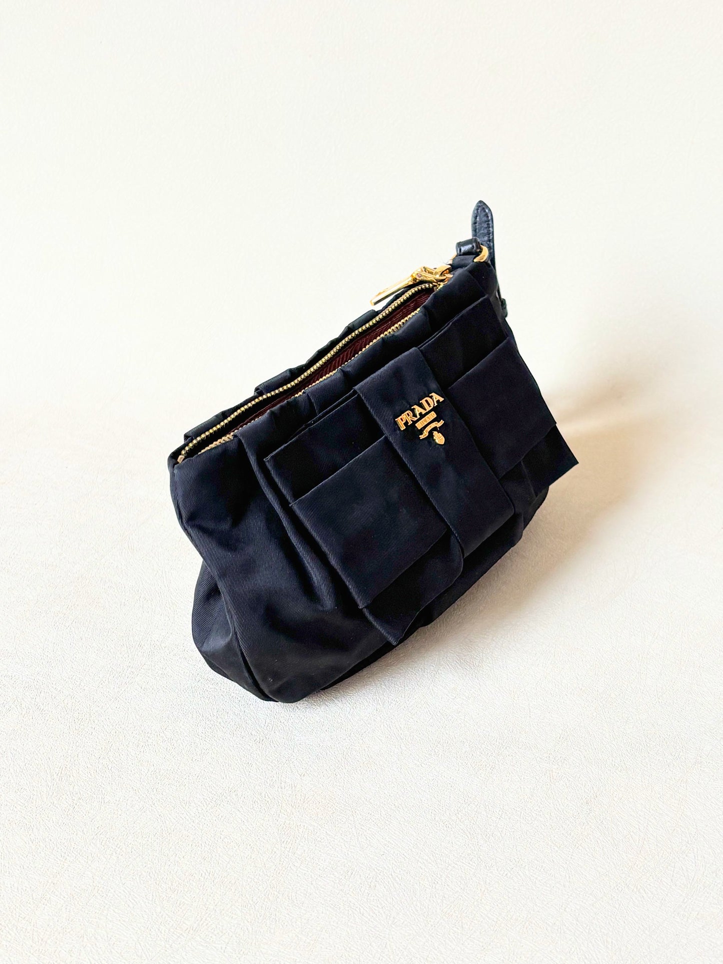 PRADA Pochette Noeud Nylon