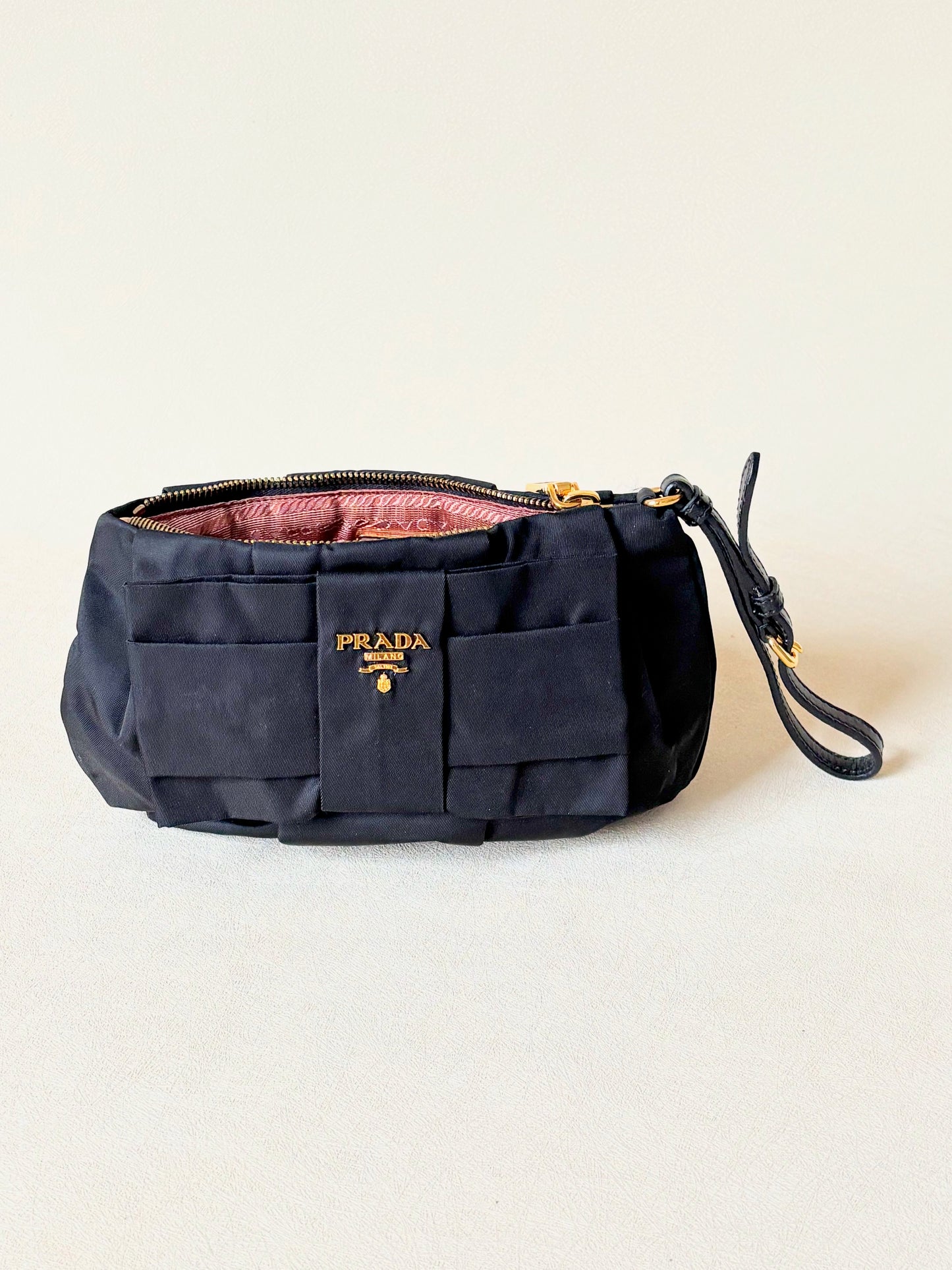 PRADA Pochette Noeud Nylon
