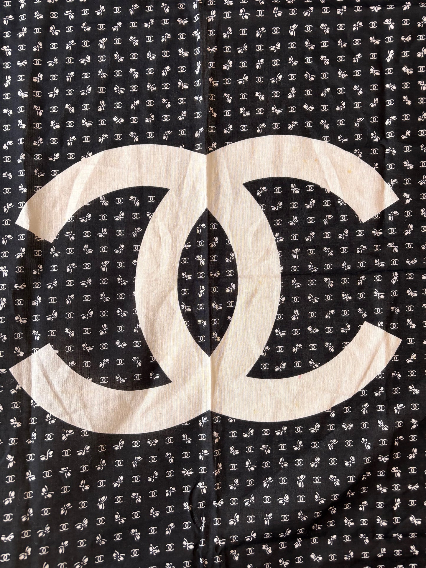CHANEL Paréo