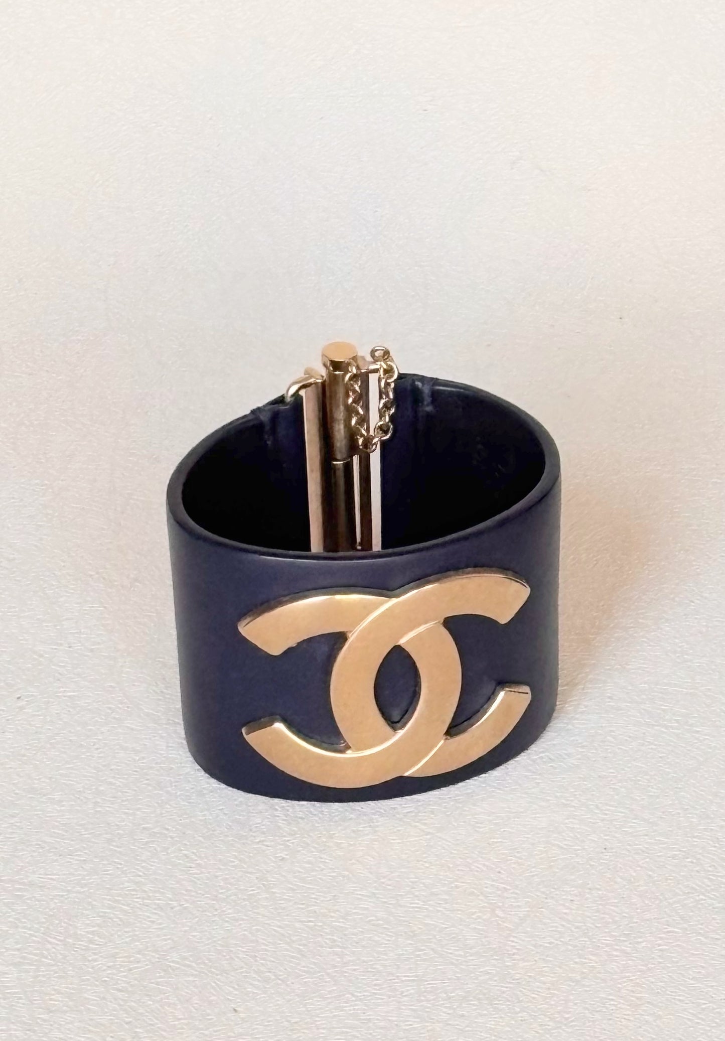 CHANEL Bracelet Manchette