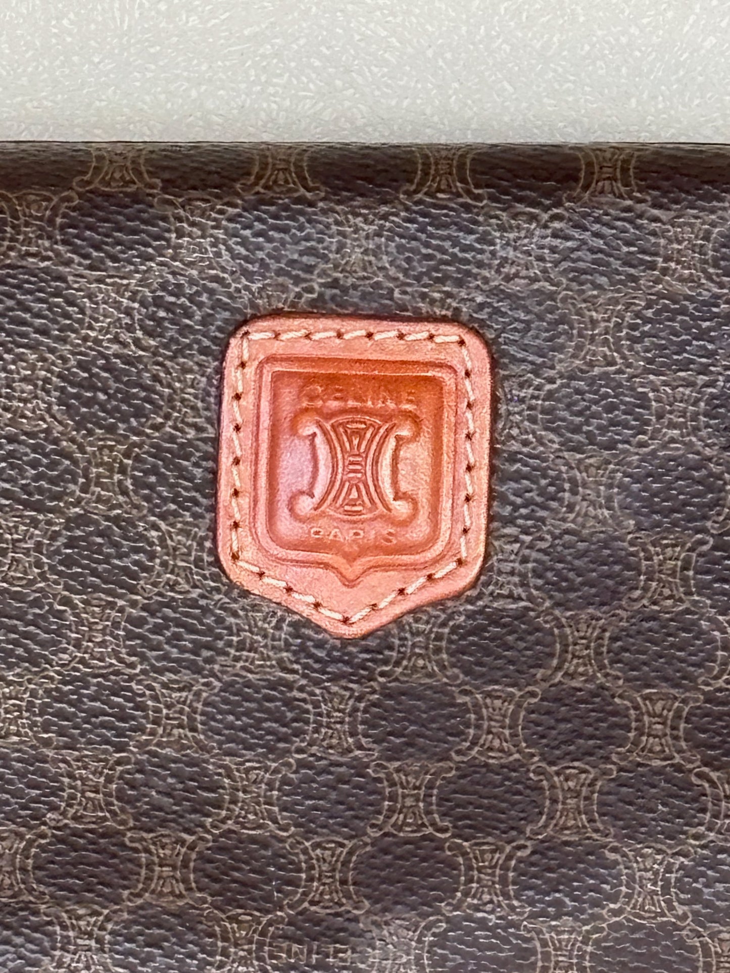 CÉLINE Pochette Triomphe