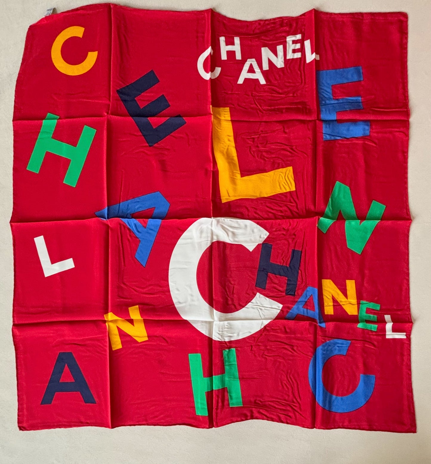 CHANEL Foulard 90
