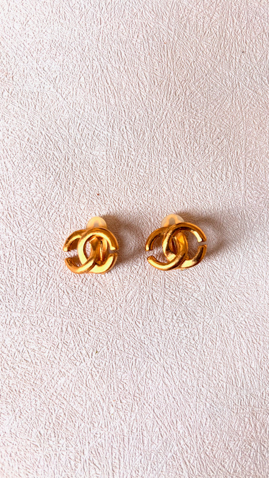 CHANEL Boucles d'oreilles