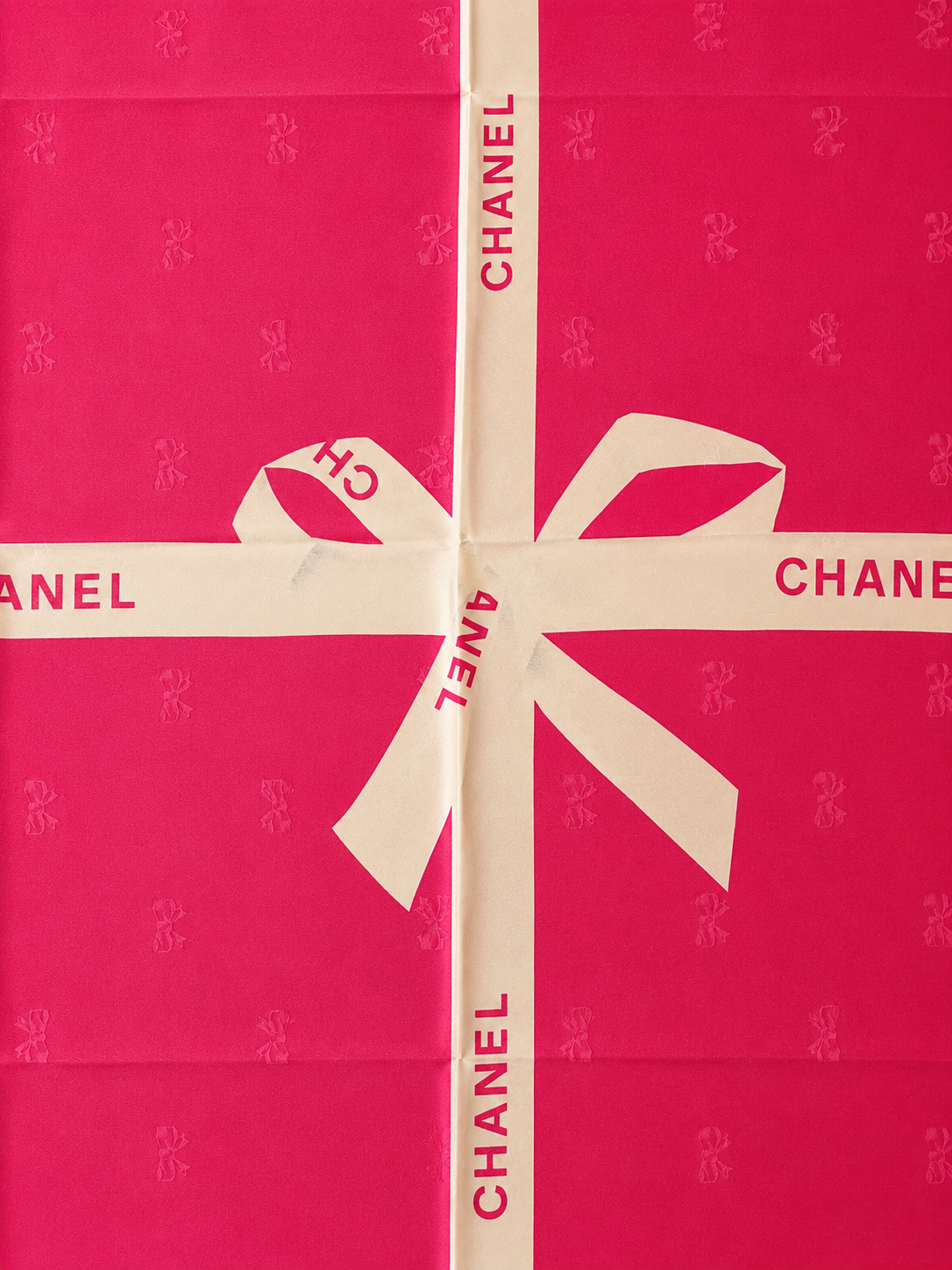 CHANEL Carré en soie