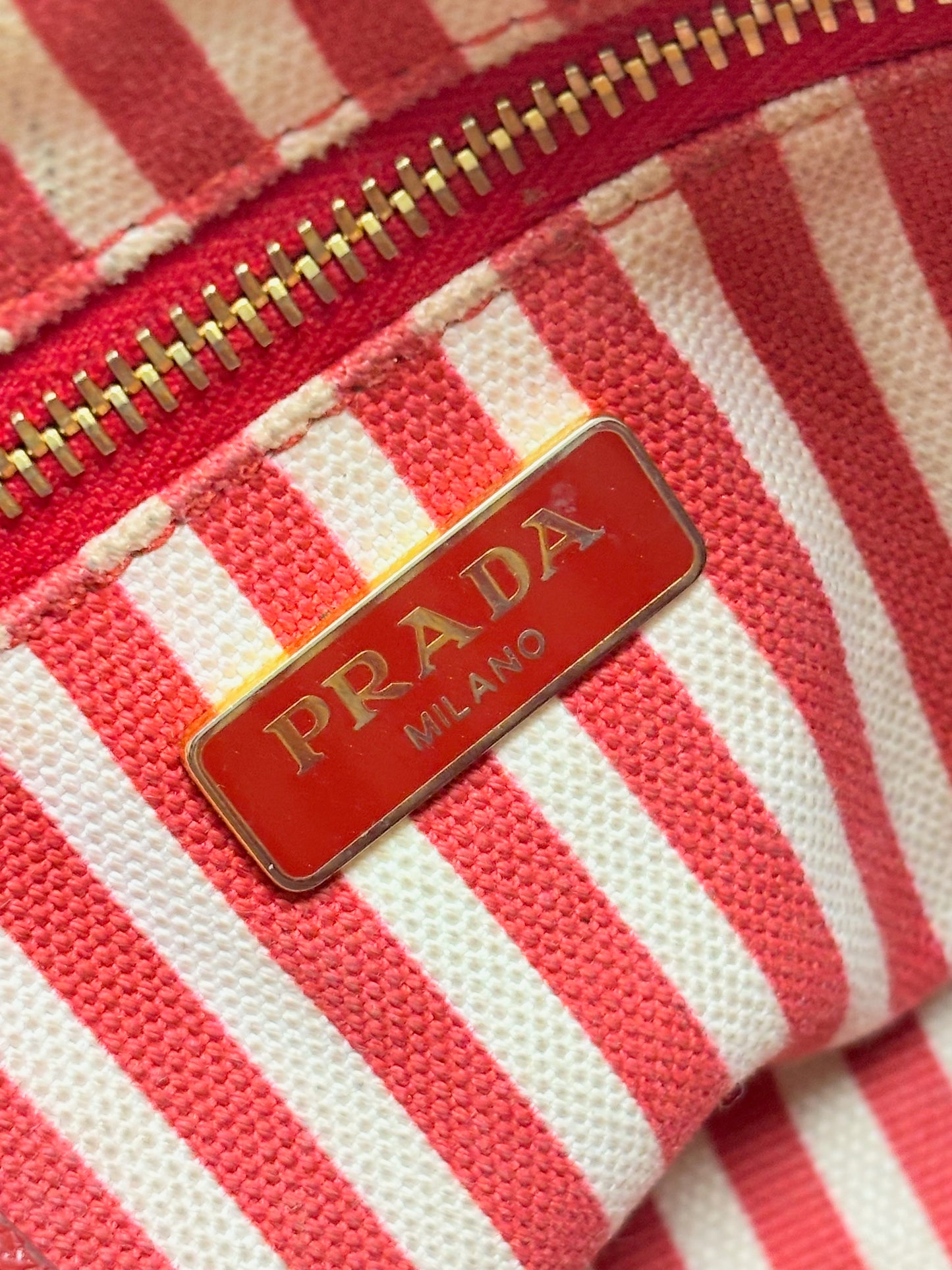 PRADA Trousse