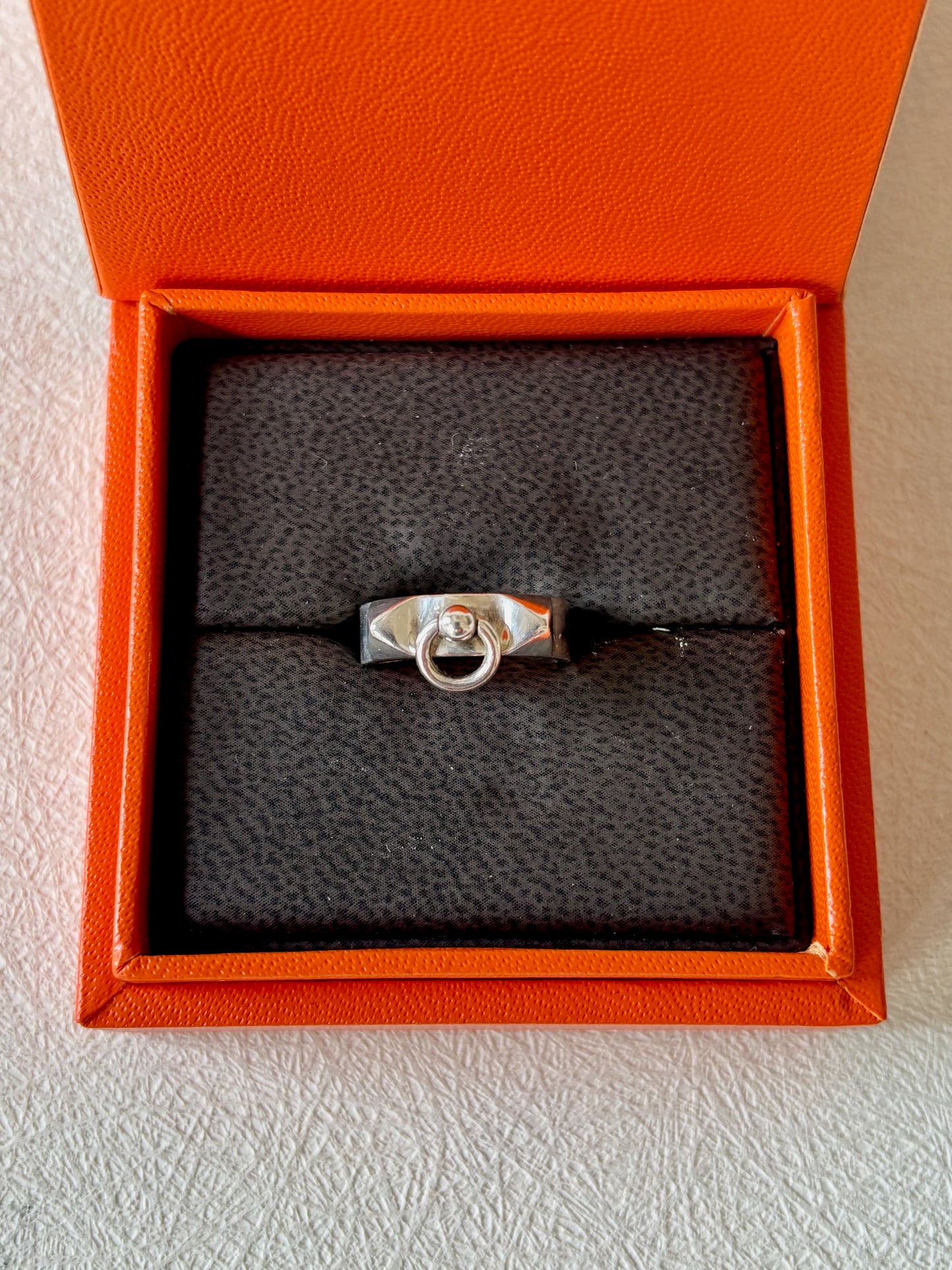 HERMÈS Bague Collier de chien