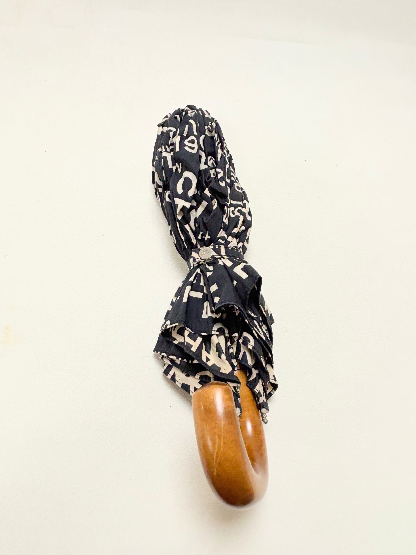 CHANEL Parapluie Coco