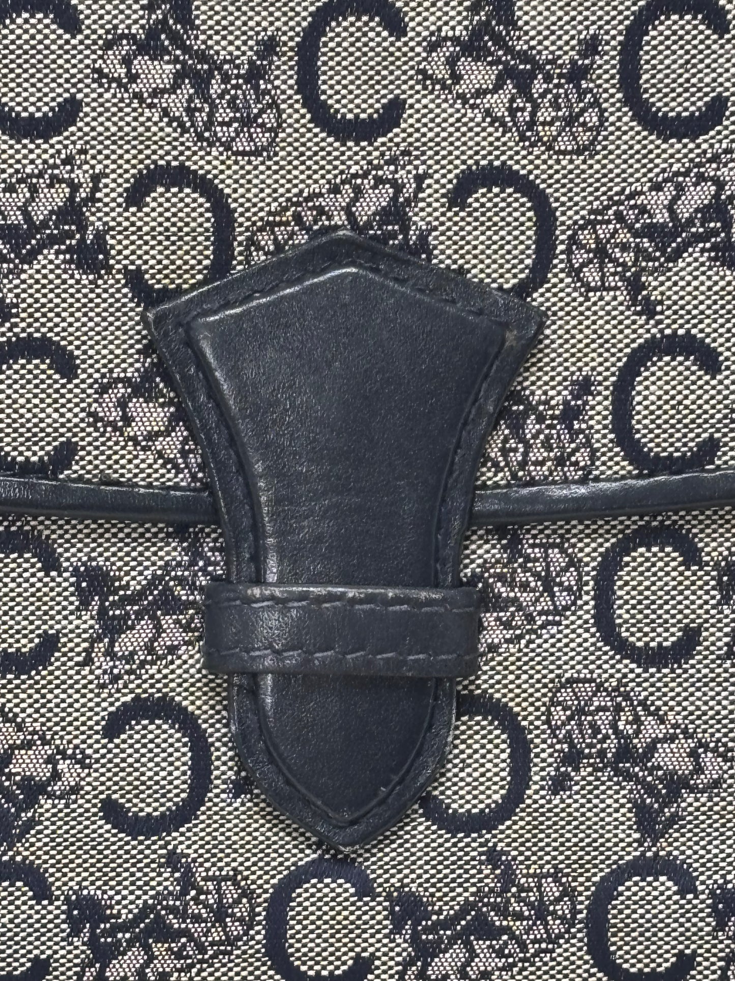 CÉLINE Pochette Monogramme